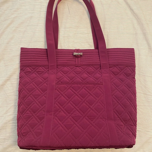 Vera Bradley Large Tote - Picture 1 of 6